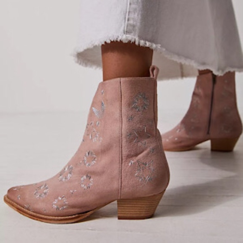 “NEW” Free People Bowers Embroidered Boot